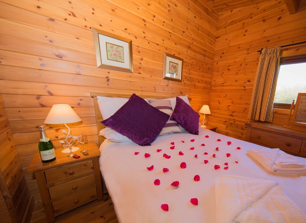 Wall Eden Farm - Luxury Log Cabins And Glamping Highbridge Luaran gambar